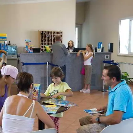 Autohotel فندق رافيننا