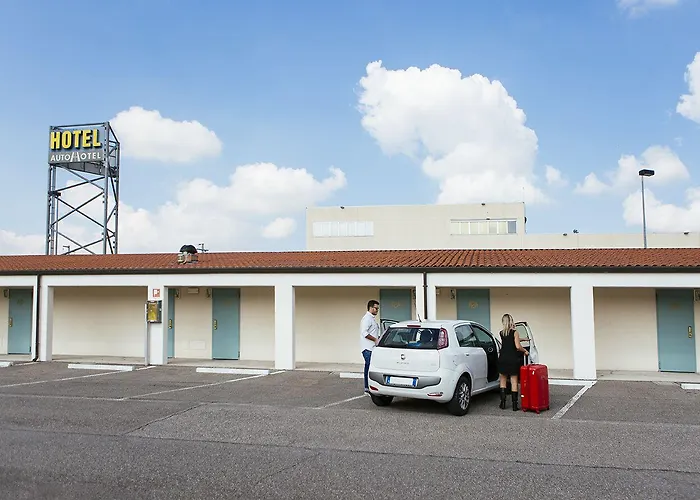 Готель Autohotel Равенна